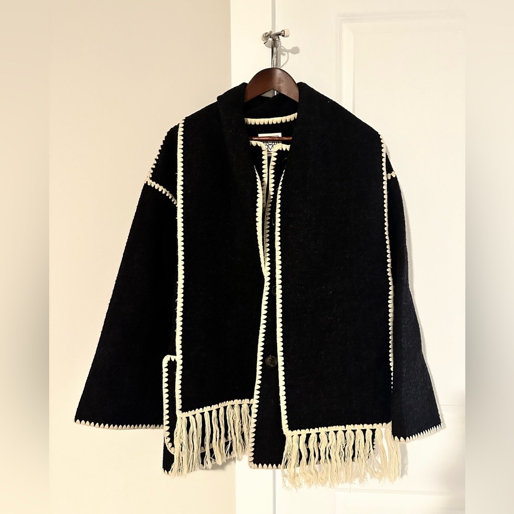 Toteme embroidered scarf coat